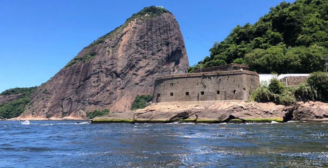 Floating Restaurant - Lunch in Urca - Image
